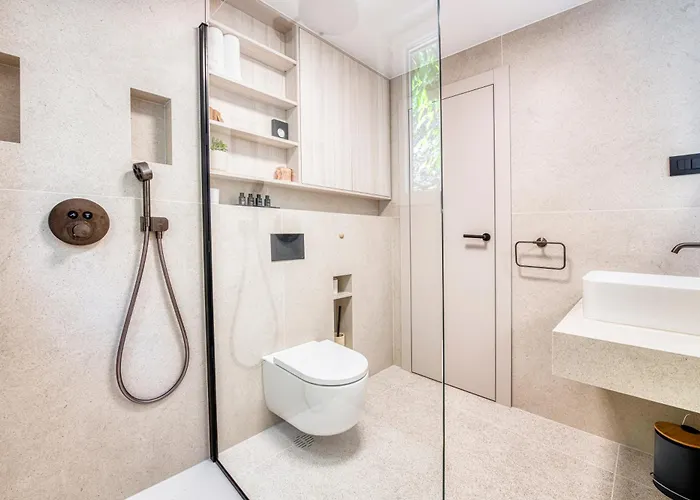 Golden Niche Apartment *