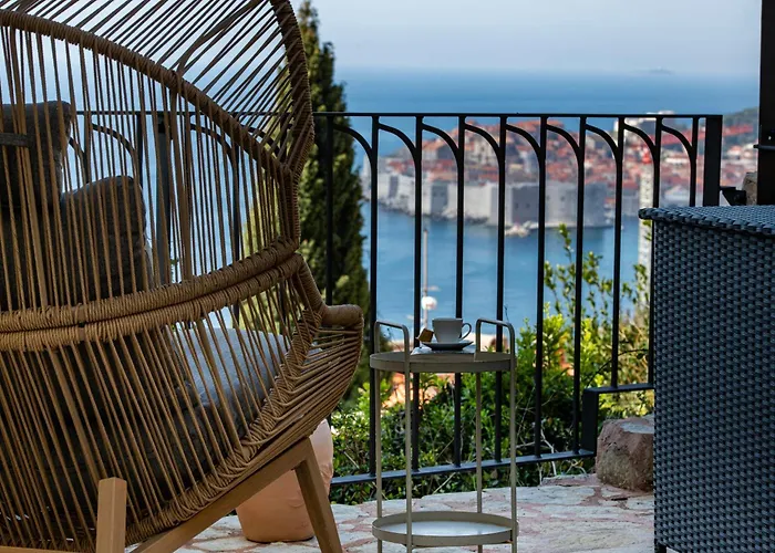 Golden Niche Apartment *